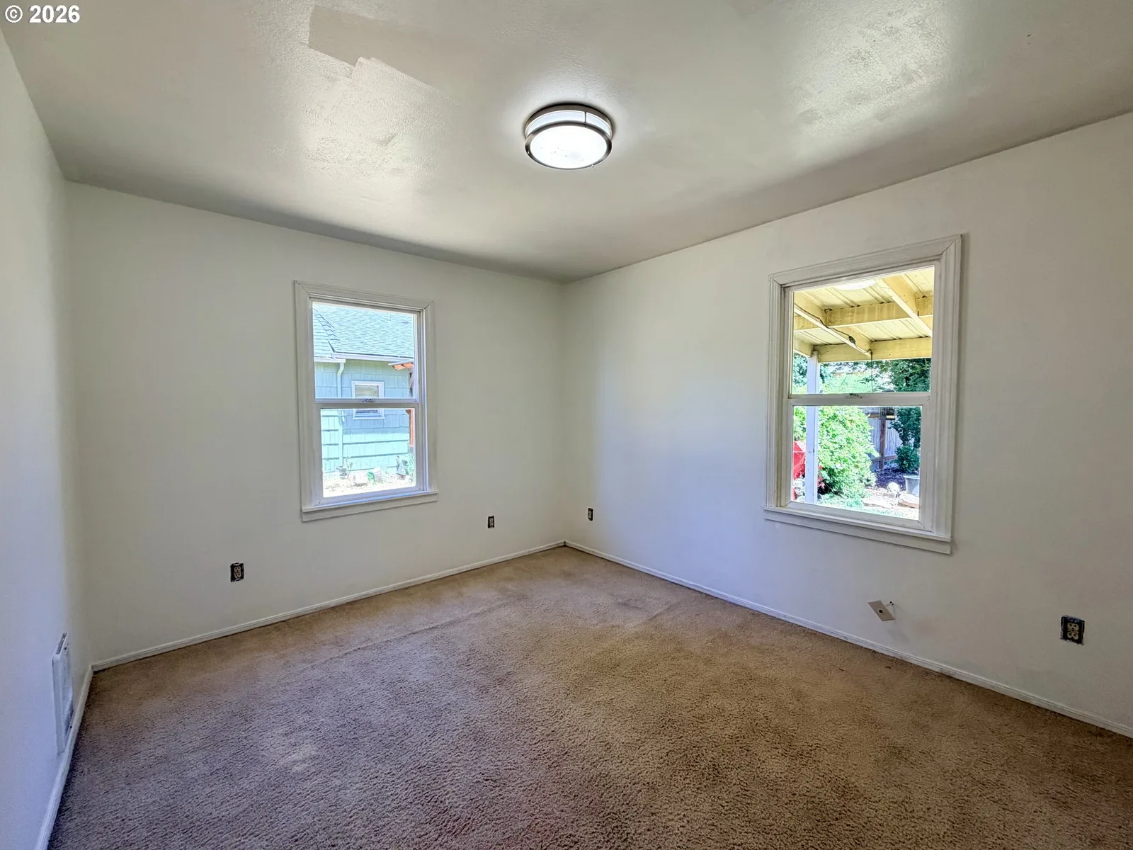 425 W Umpqua St, Roseburg, OR 97471 — photograph 16