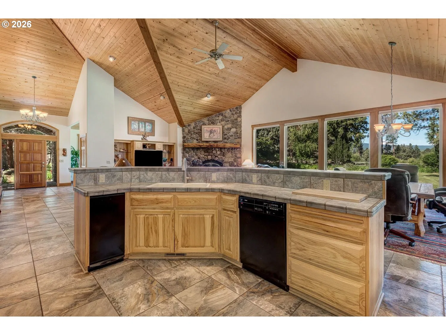 64464 Collins Rd, Bend, OR 97703 — photograph 12