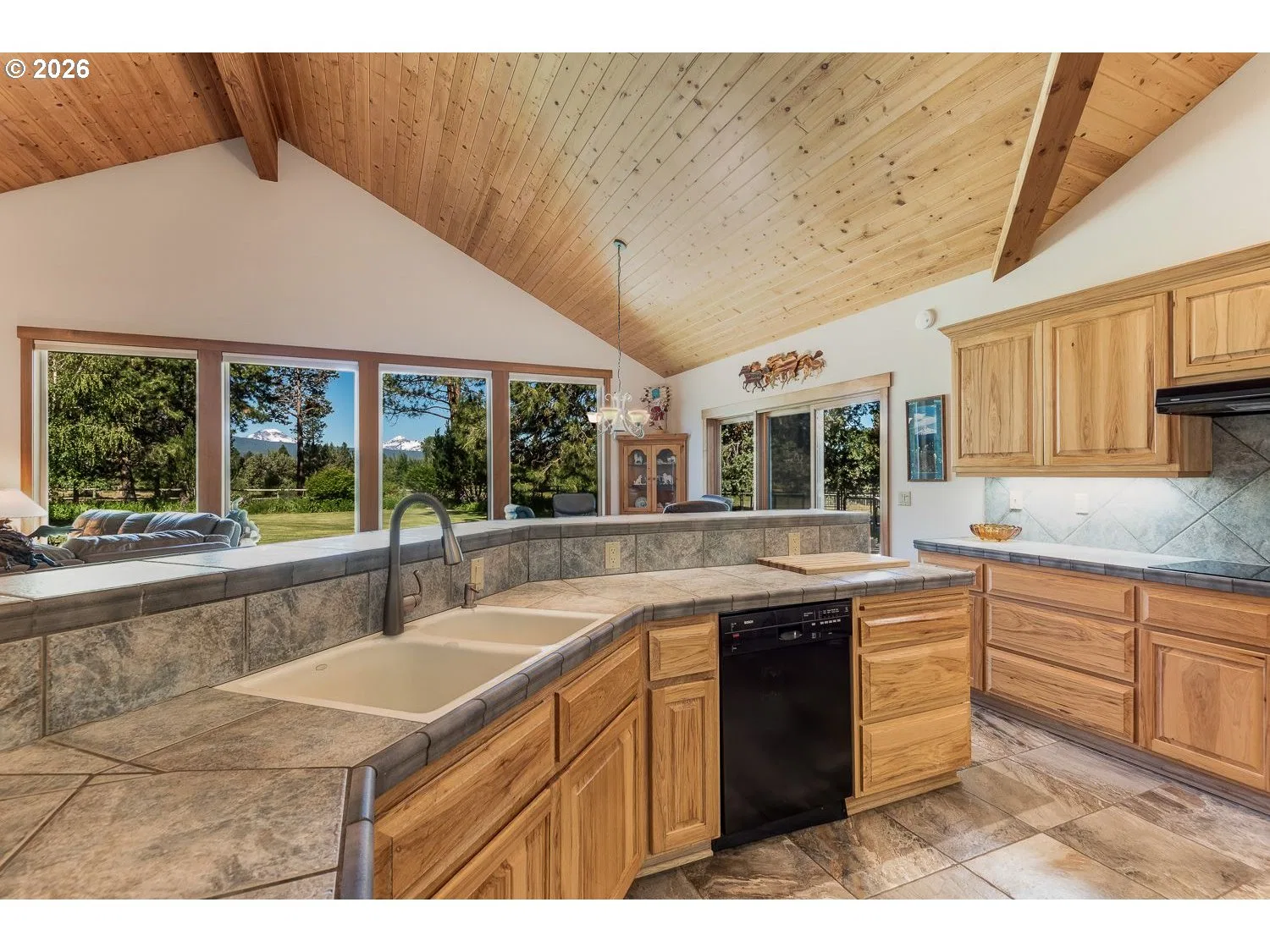 64464 Collins Rd, Bend, OR 97703 — photograph 15