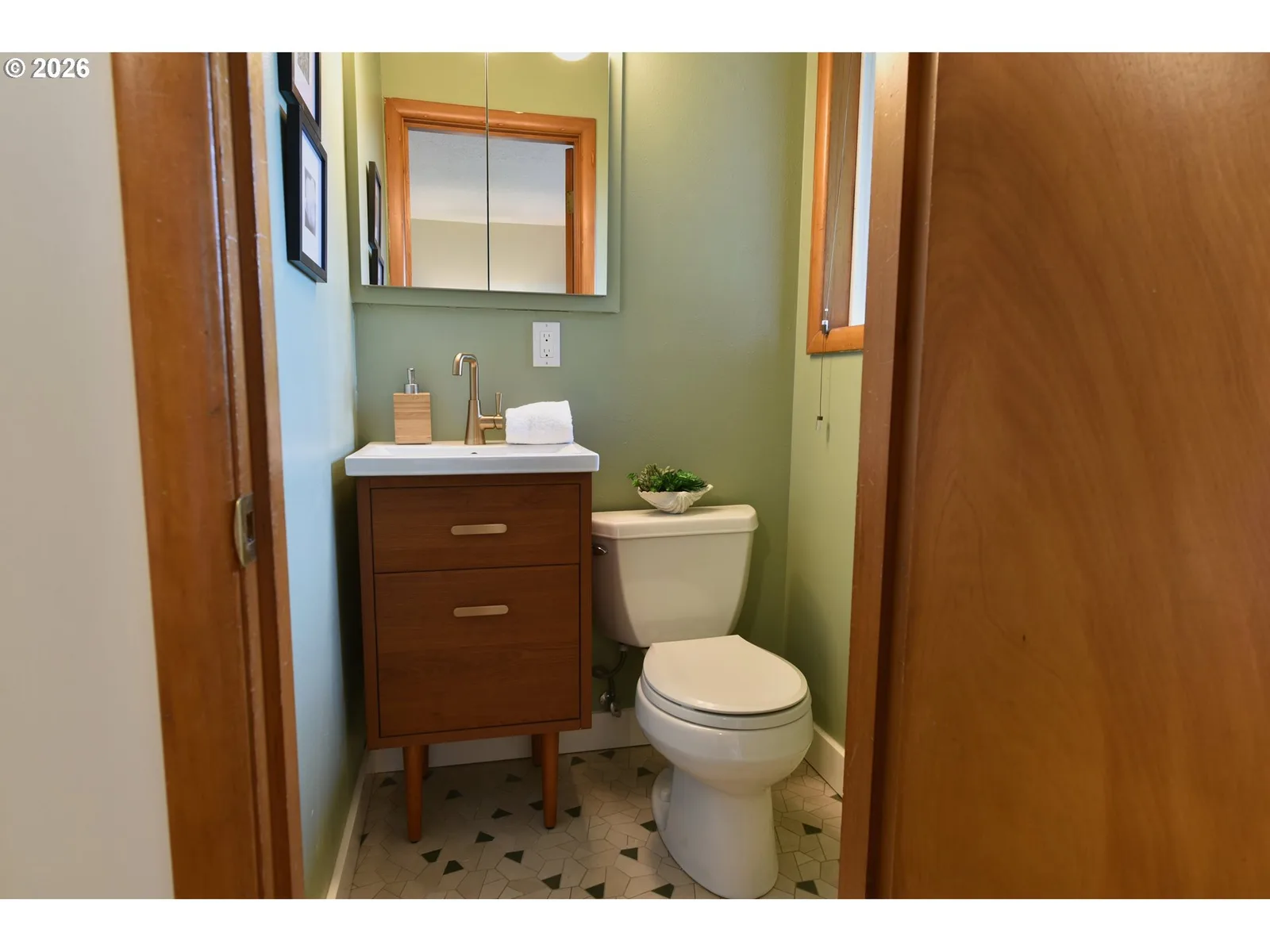 12509 NE Beech St, Portland, OR 97230 — photograph 15