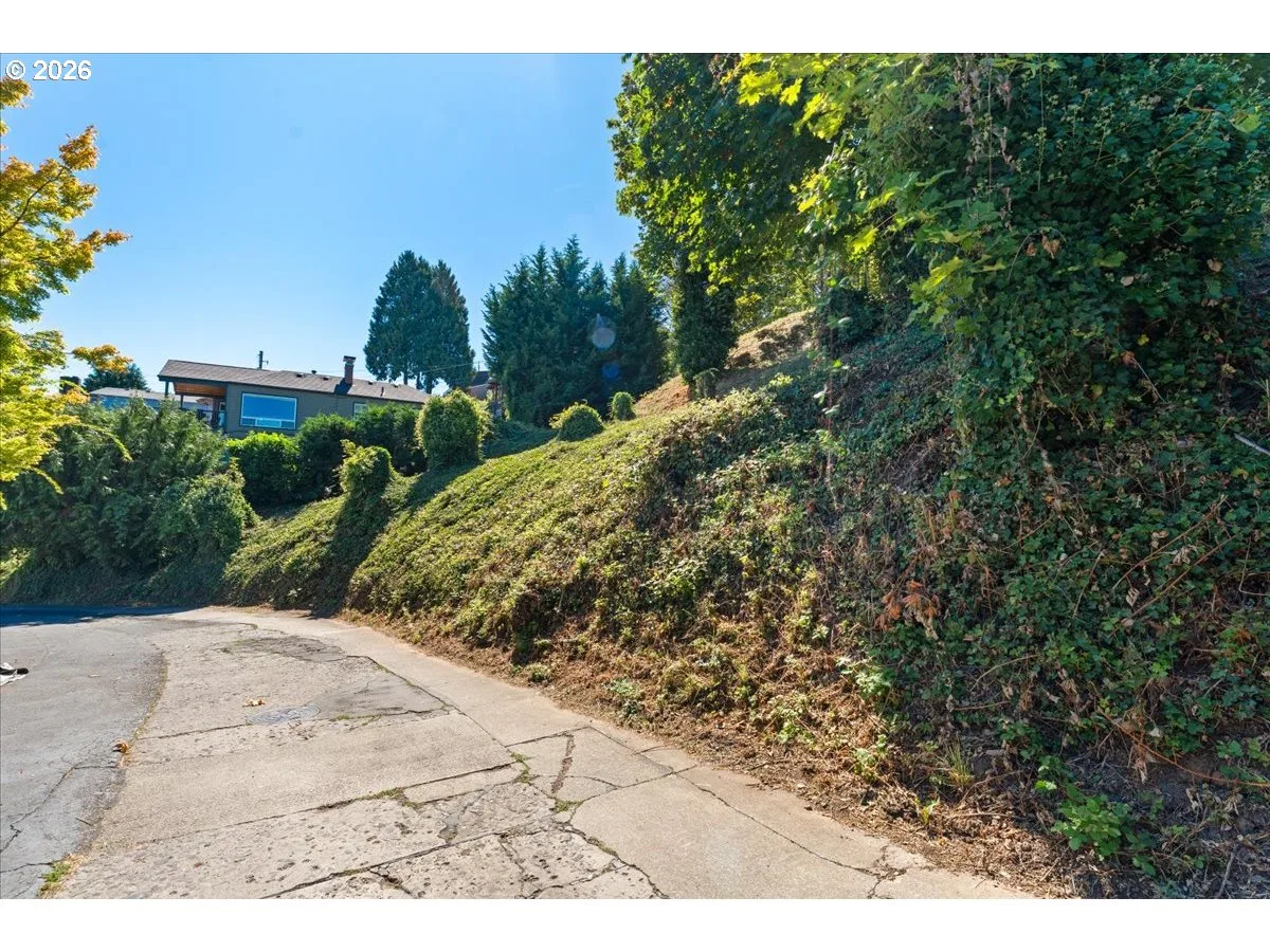 S Fulton Park Blvd, Portland, OR 97219 — photograph 17