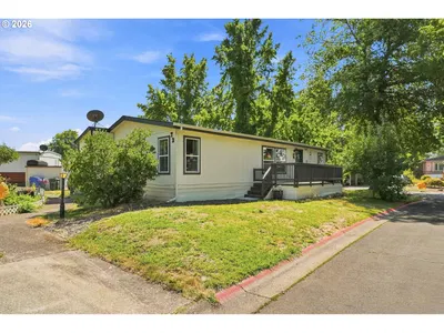 Home at 4900 Royal Ave 73, Eugene, OR 97402 (Pending)