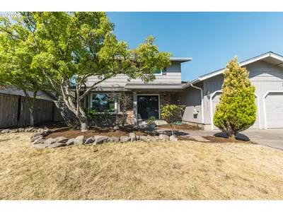 Home at 3759 Keeler Ave, Eugene, OR 97401