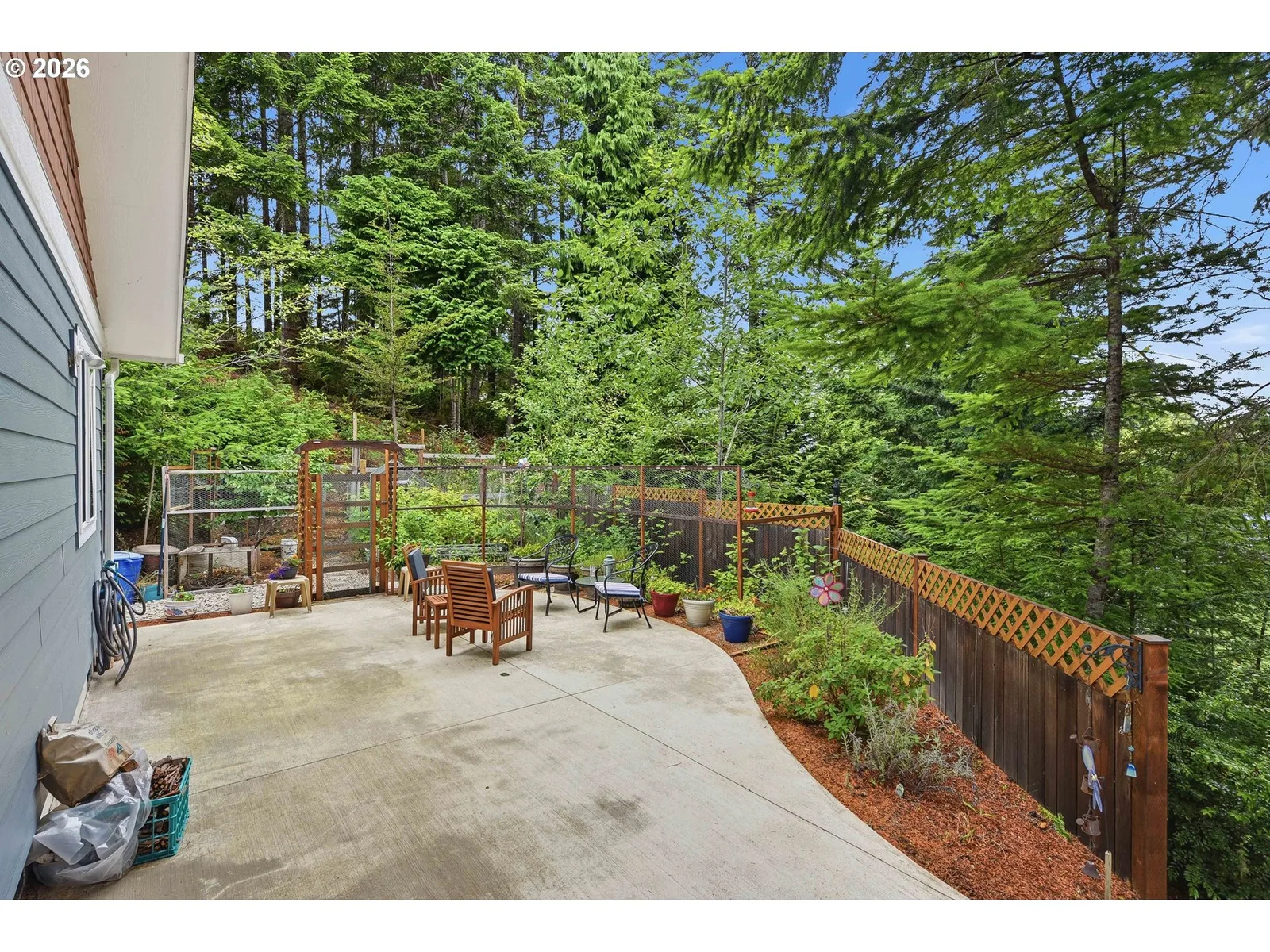 2256 Timberline Dr, Coos Bay, OR 97420 — photograph 38