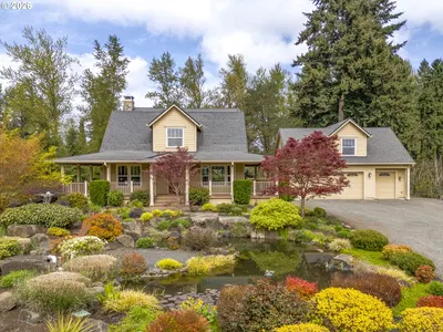 Home at 8121 S Vale Garden Rd, Canby, OR 97013