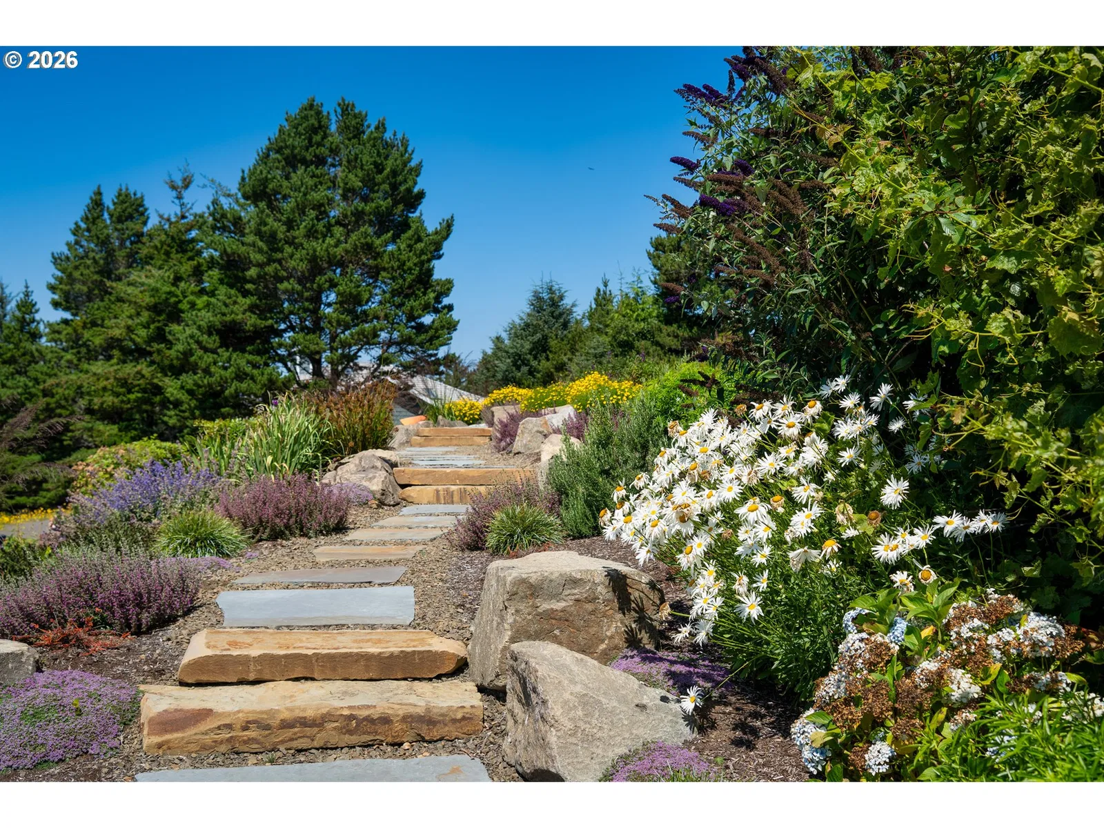 930 NW Highland Dr, Waldport, OR 97394 — photograph 6