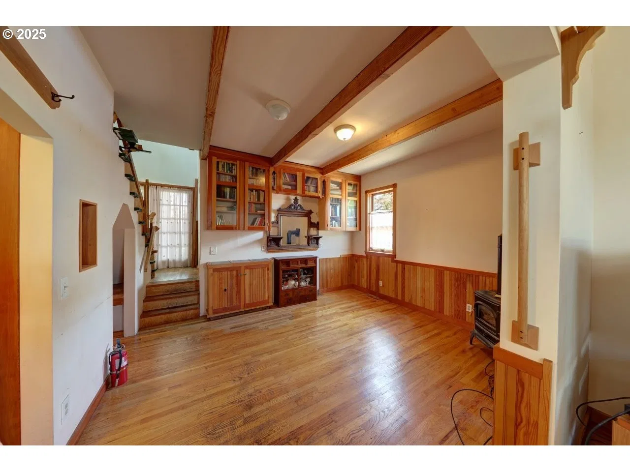 123 W 1st Ave, Cannon Beach, OR 97110 — photograph 10