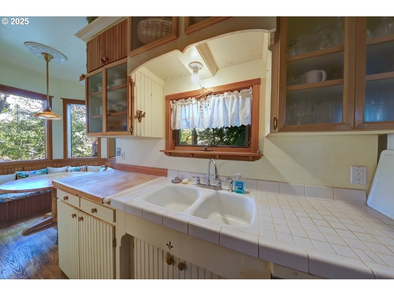 123 W 1st Ave, Cannon Beach, OR 97110 — photograph 13