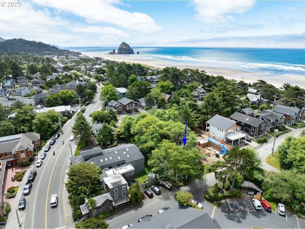 123 W 1st Ave, Cannon Beach, OR 97110 — photograph 35