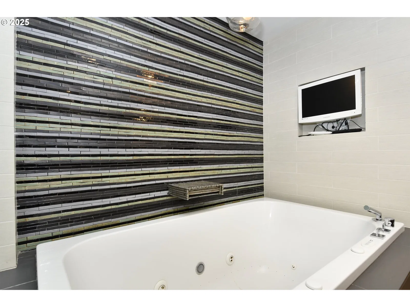 922 NW 11th Ave 104, Portland, OR 97209 — photograph 18