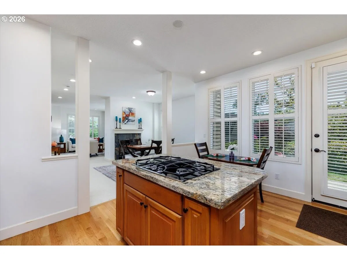 2303 NW Stimpson Ln, Portland, OR 97229 — photograph 11