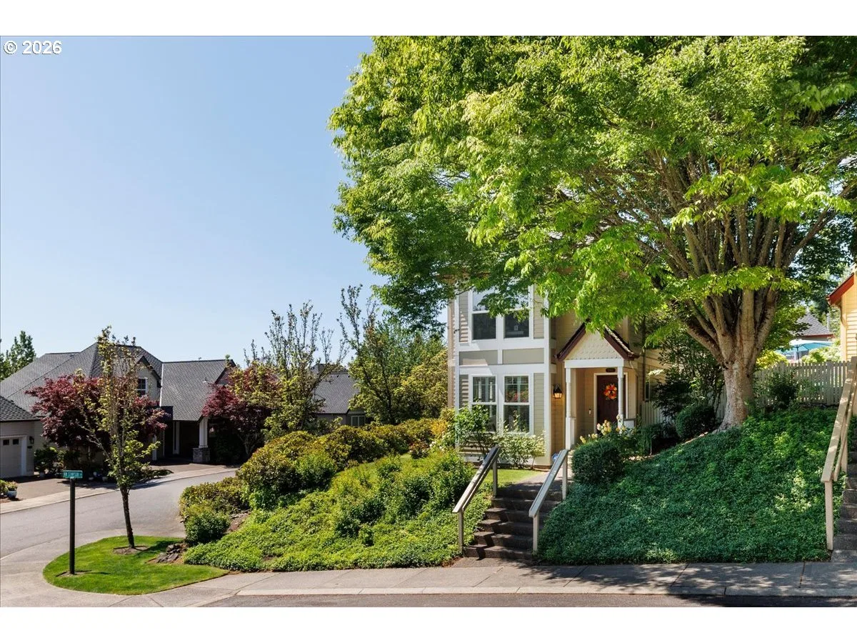 2303 NW Stimpson Ln, Portland, OR 97229 — photograph 34