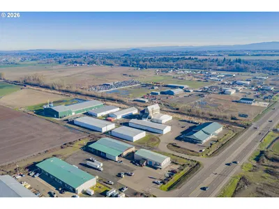 Home at 30685 Highway 34, Albany, OR 97321