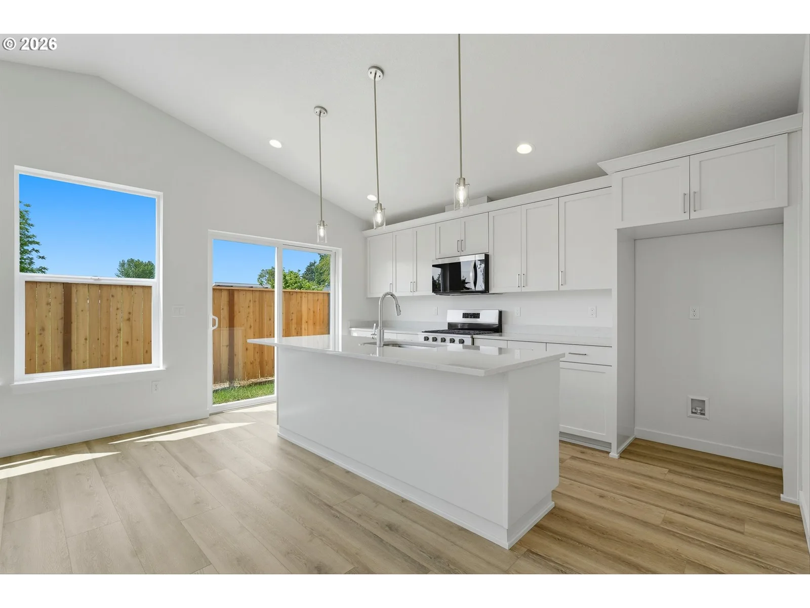 375 SE Shetterly Dr, Dallas, OR 97338 — photograph 6