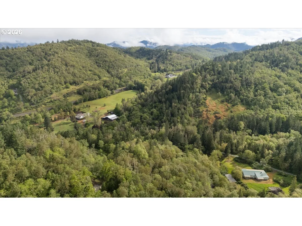 181 Oak Hollow Ln, Riddle, OR 97469 — photograph 26