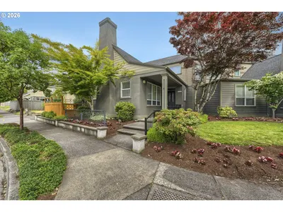 Home at 21999 NE Park Ln, Fairview, OR 97024 (Pending)