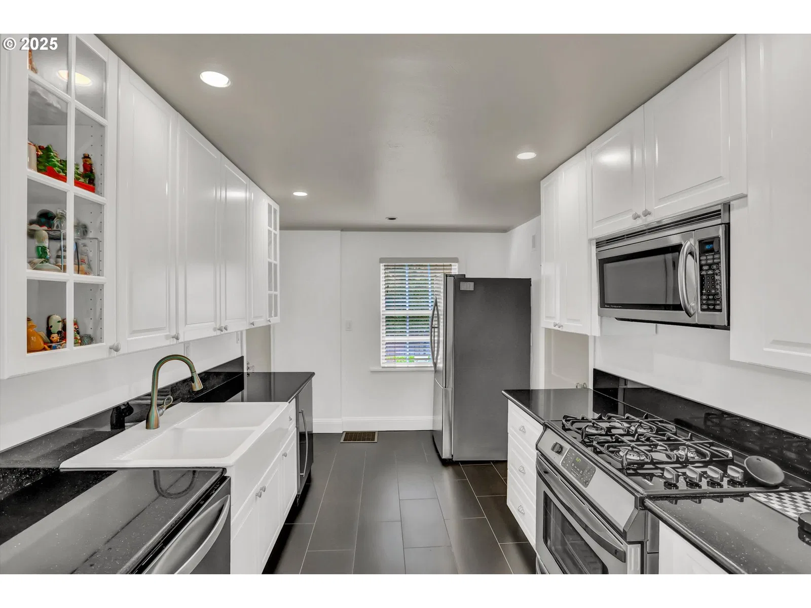 2271 SW Montgomery Dr, Portland, OR 97201 — photograph 14