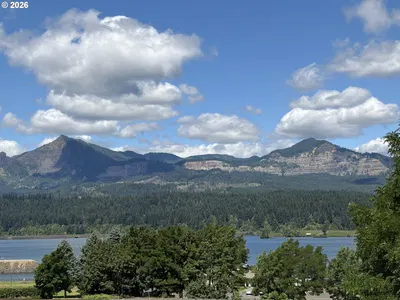 Land at 205 Wanapa St, Cascade Locks, OR 97014