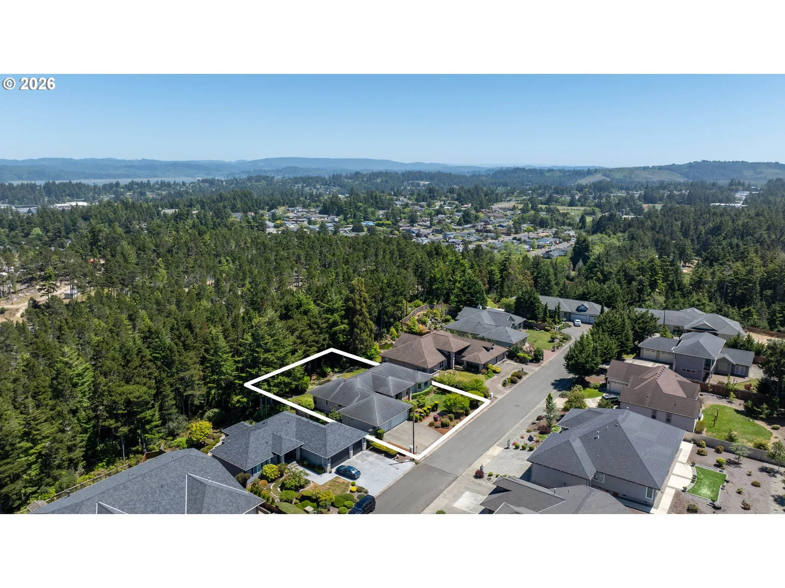 2225 Hayes St, North Bend, OR 97459 — photograph 47