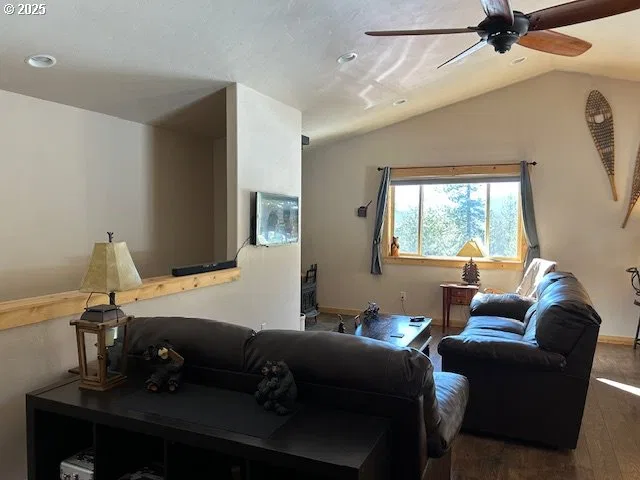 141239 Red Cone Dr, Crescent Lake, OR 97733 — photograph 13