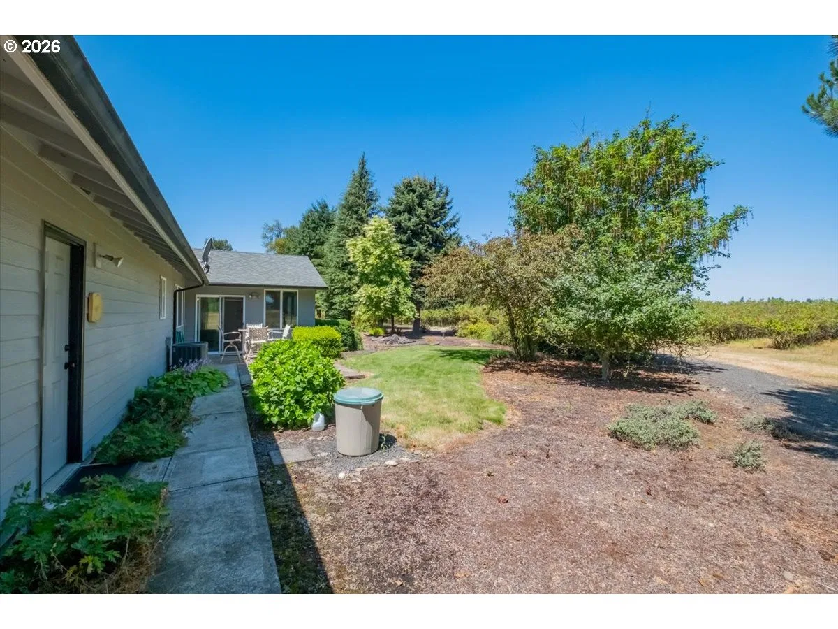 7683 Parker Ln, Turner, OR 97392 — photograph 27