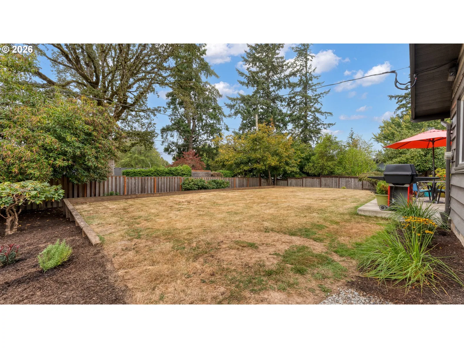 1825 SW Glenview Ave, Portland, OR 97225 — photograph 32