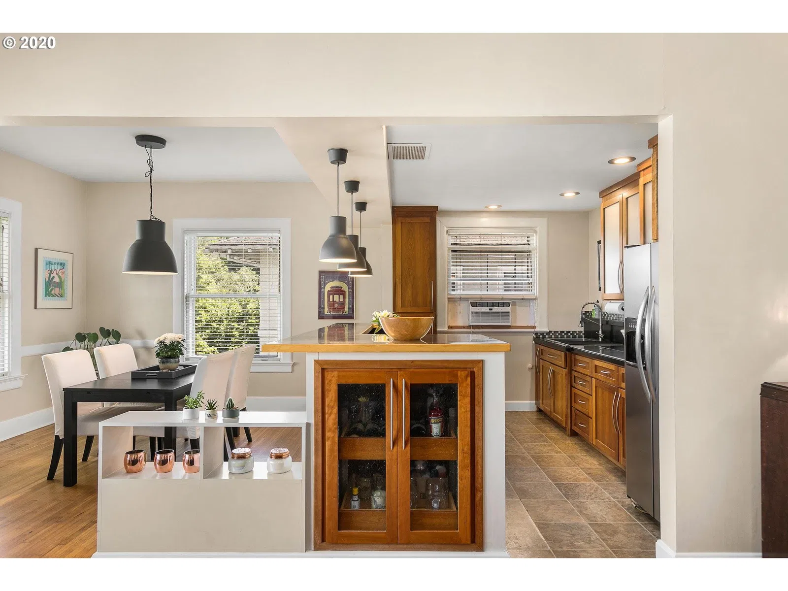 731 SW King Ave 16, Portland, OR 97205 — photograph 8