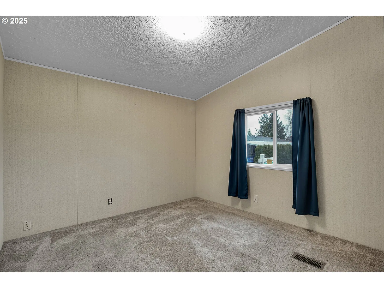 51459 SE Westlake Dr 102, Scappoose, OR 97056 — photograph 40