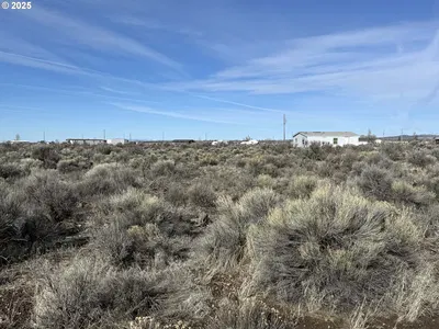 Land at Elm Ln 2200, Christmas Valley, OR 97641