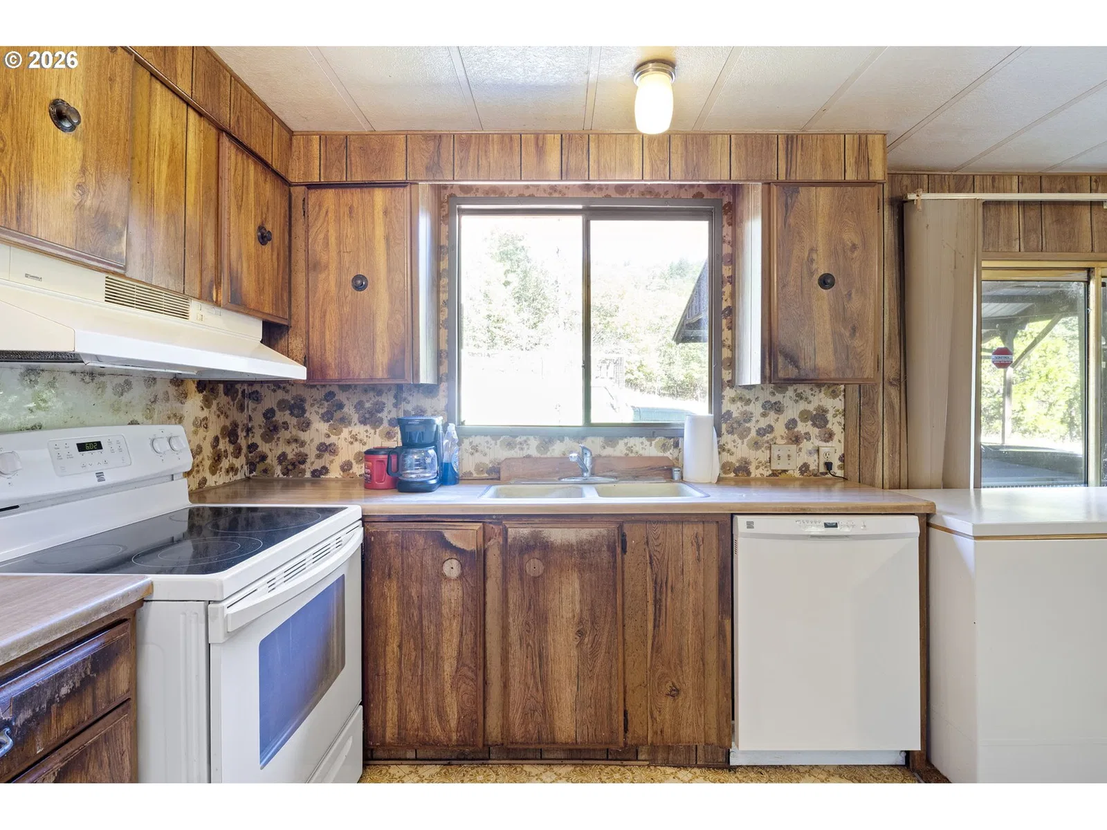 4950 Foothill Blvd, Grants Pass, OR 97526 — photograph 9