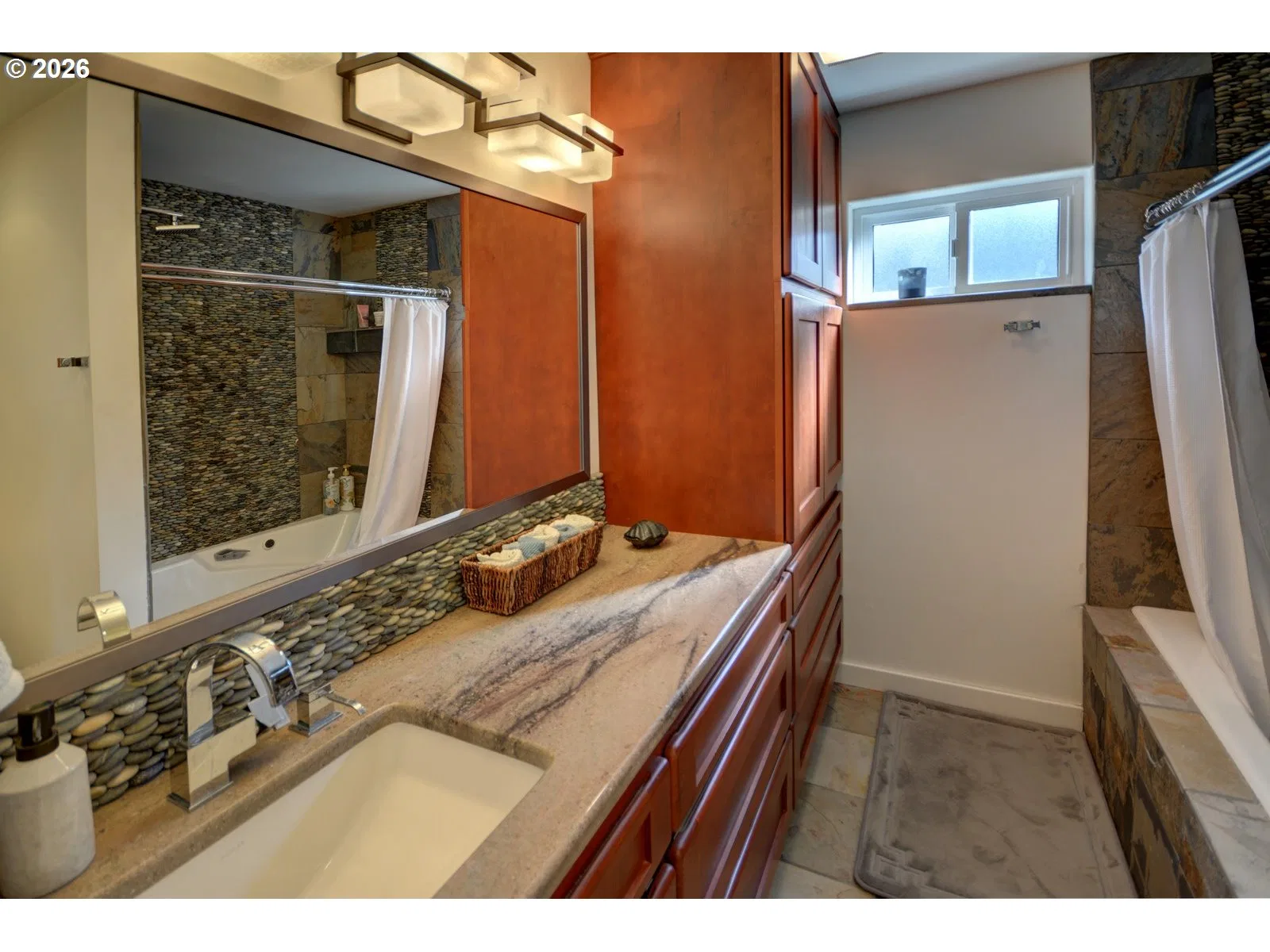 264 E Jackson St, Cannon Beach, OR 97110 — photograph 14