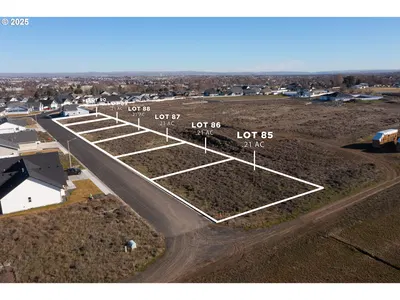 Land at 577 SW Desert Sky Dr 88, Hermiston, OR 97838 (Pending)