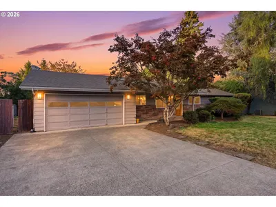 Home at 2616 NE 116th St, Vancouver, Wa 98686