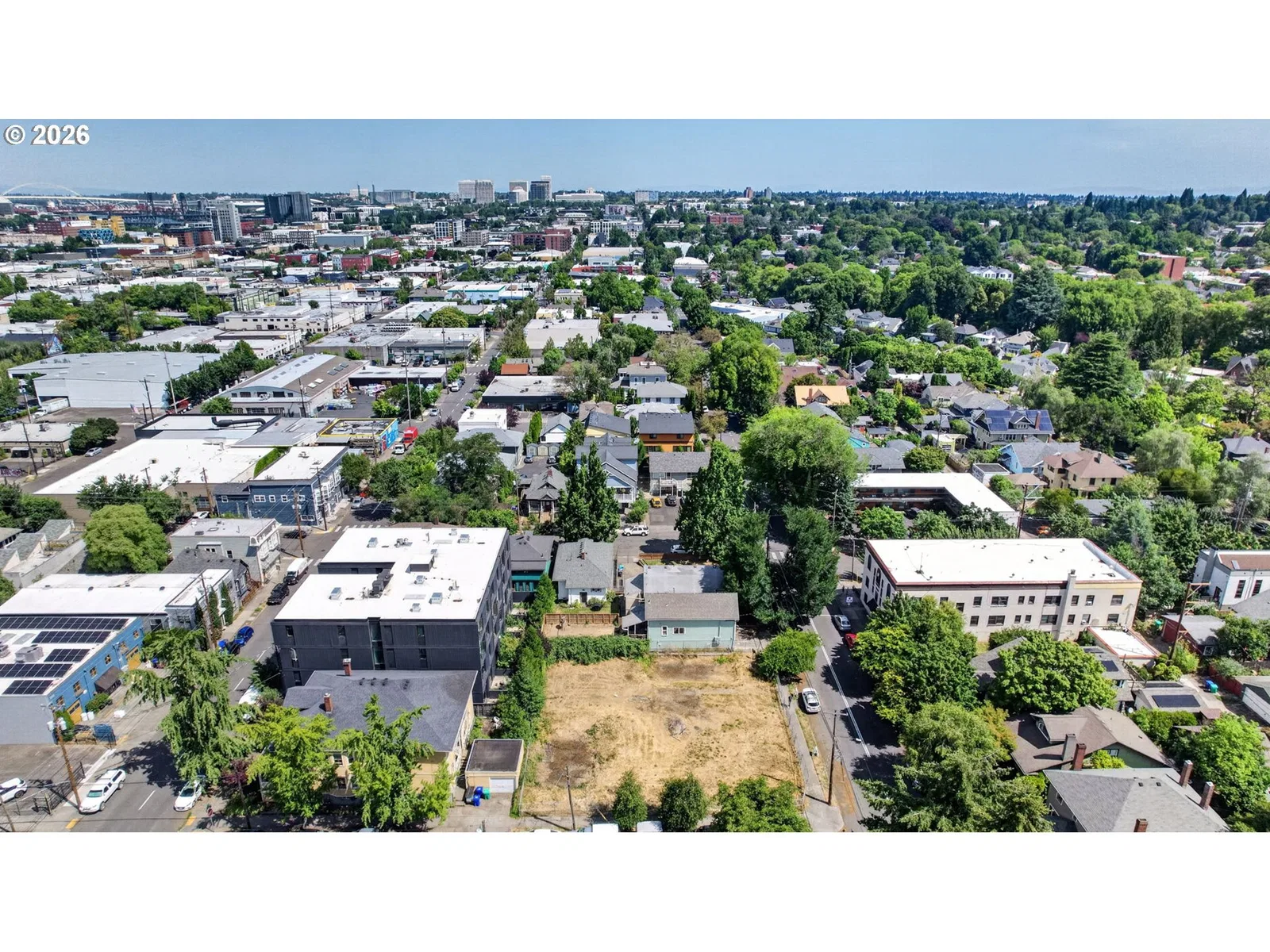 1121 SE Lincoln St, Portland, OR 97214 — photograph 8
