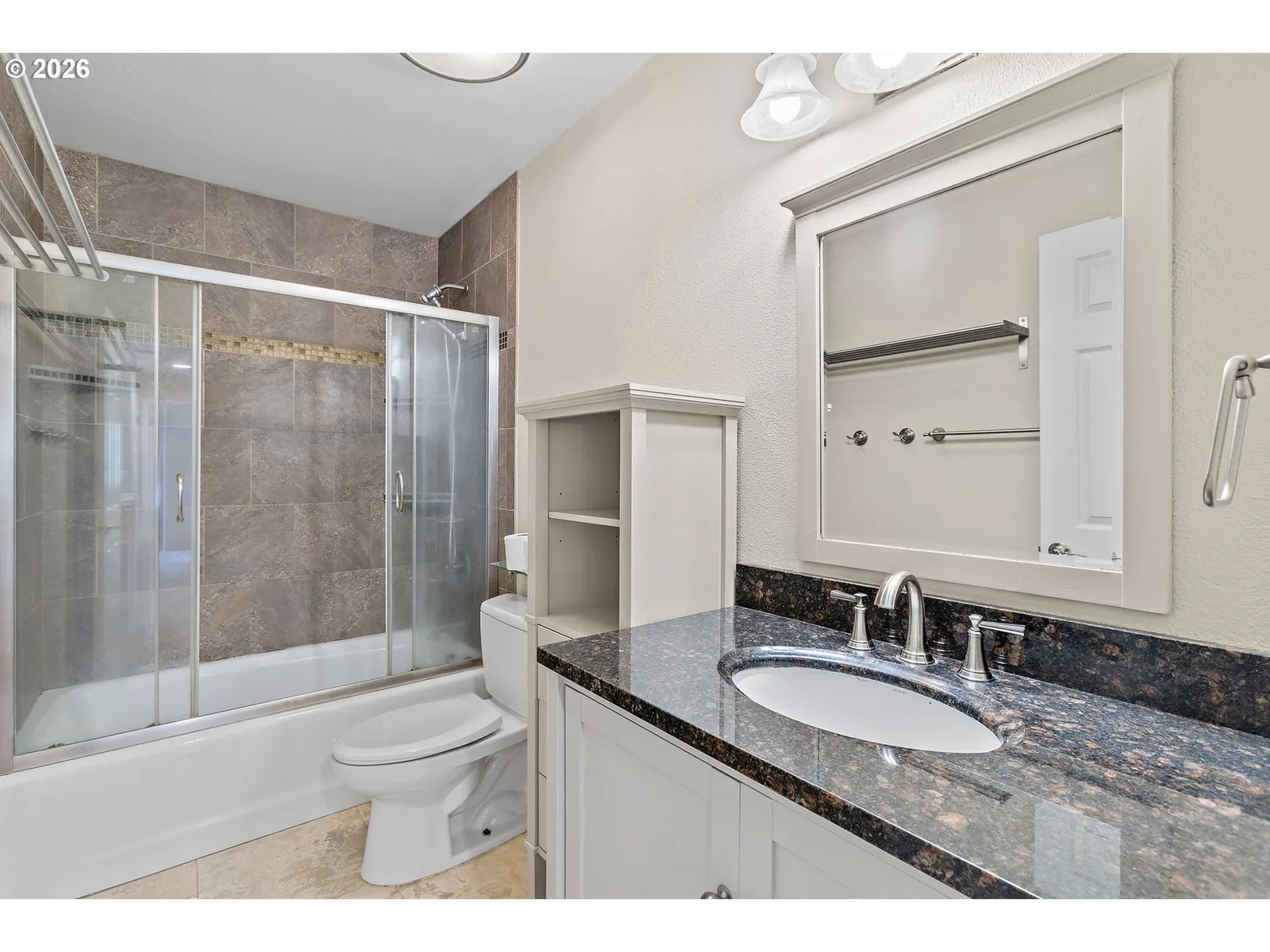 2525 NE Charlois Dr, Hillsboro, OR 97124 — photograph 42