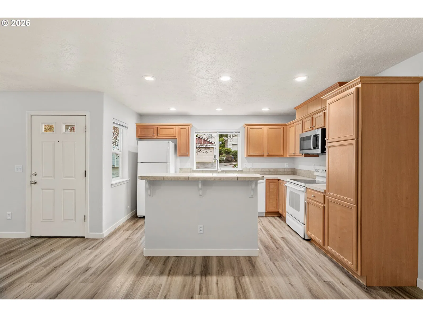 38800 Cascadia Village Dr, Sandy, OR 97055 — photograph 6