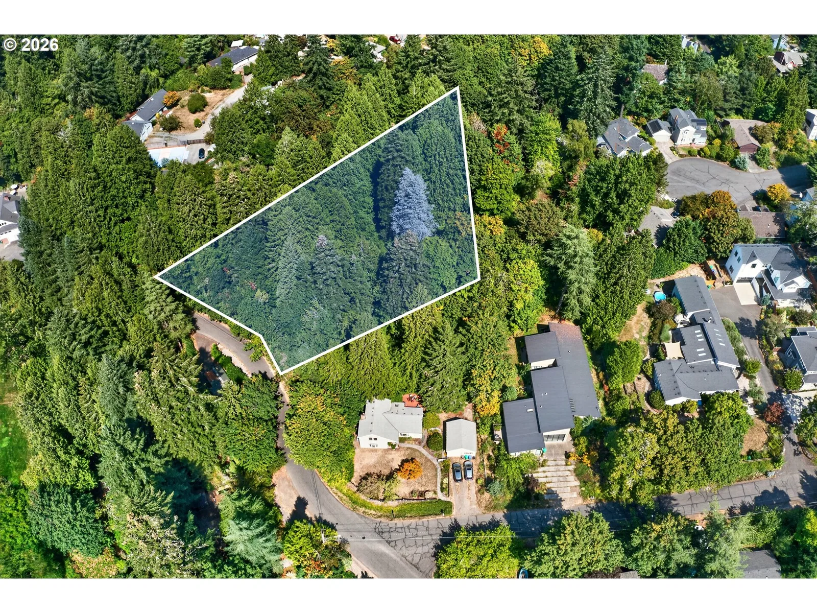 1103 SW Maplecrest Dr, Portland, OR 97219 — photograph 13