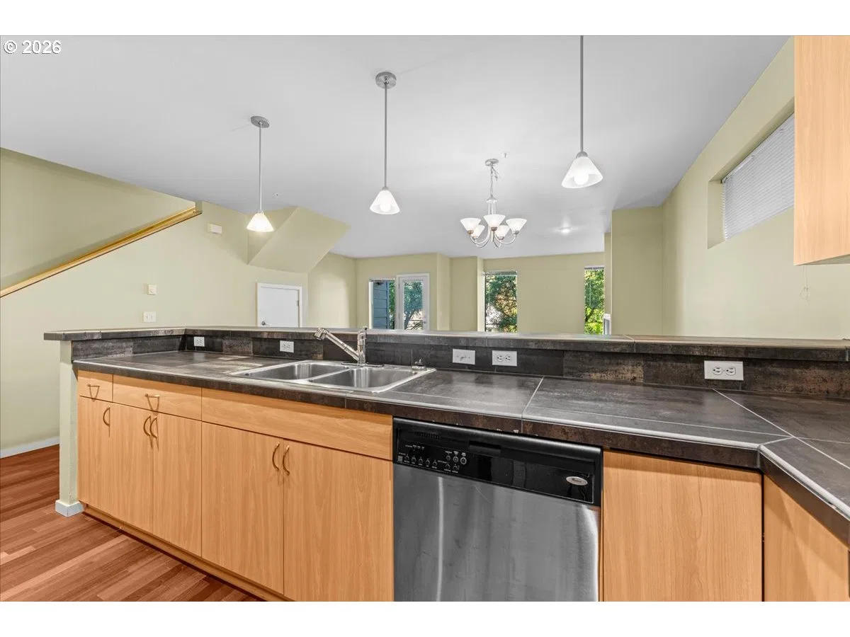 7534 N Burlington Ave, Portland, OR 97203 — photograph 12