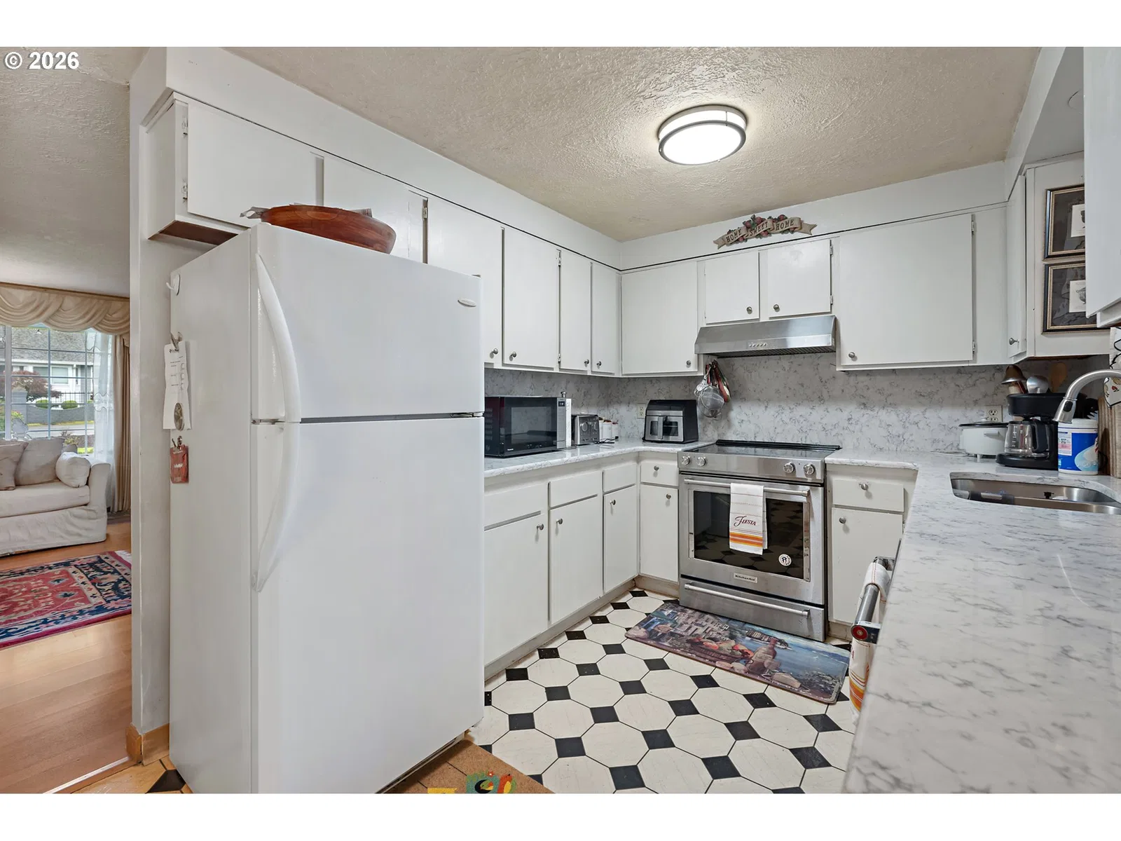 15781 NE Holladay St, Portland, OR 97230 — photograph 6