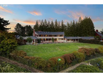 Home at 35960 NE Wilsonville Rd, Newberg, OR 97132