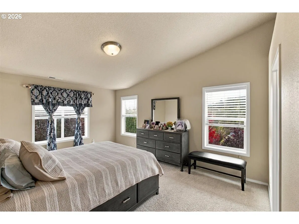 2747 Conner St NW, Salem, OR 97304 — photograph 19