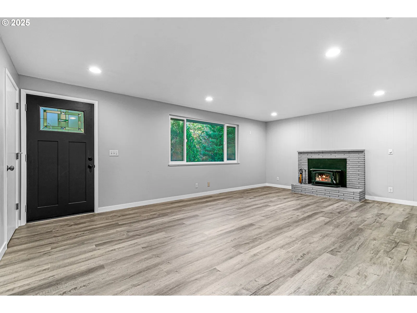 387 Cienaga Ln, Grants Pass, OR 97526 — photograph 6