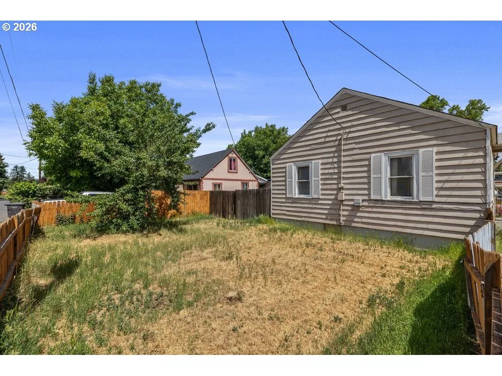 1311 W Mead Ave, Yakima, Wa 98902 — photograph 16