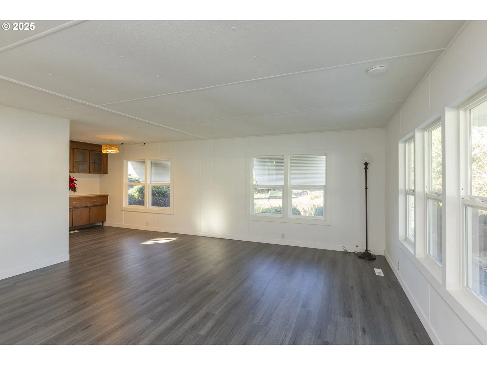 11624 SW Royal Villa Dr, Portland, OR 97224 — photograph 14
