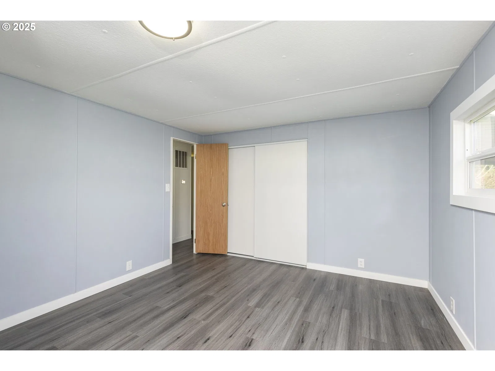 11624 SW Royal Villa Dr, Portland, OR 97224 — photograph 30
