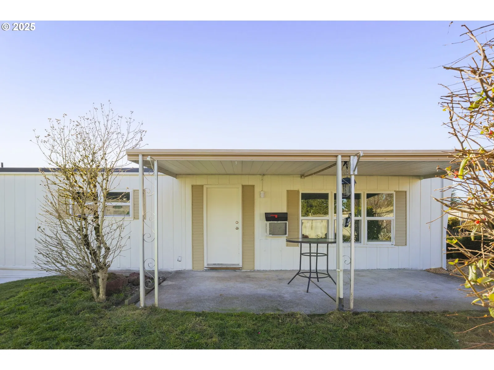11624 SW Royal Villa Dr, Portland, OR 97224 — photograph 10