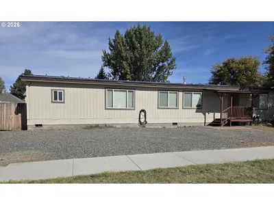 Home at 2140 Failing Ave, Baker City, OR 97814 (Pending)