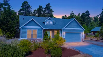 Sold in Manzanita: Single-Level Pine Ridge Home With Forest Views and Three-Car Garage