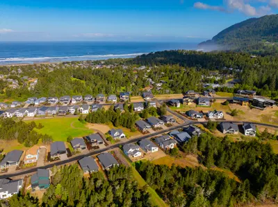 Sea View, in the Highlands at Manzanita
